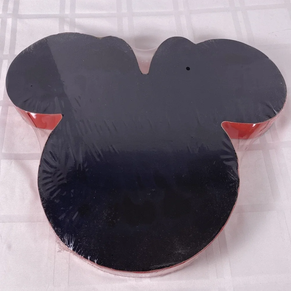Disney Minnie Mouse Cat Scratcher board, NEW